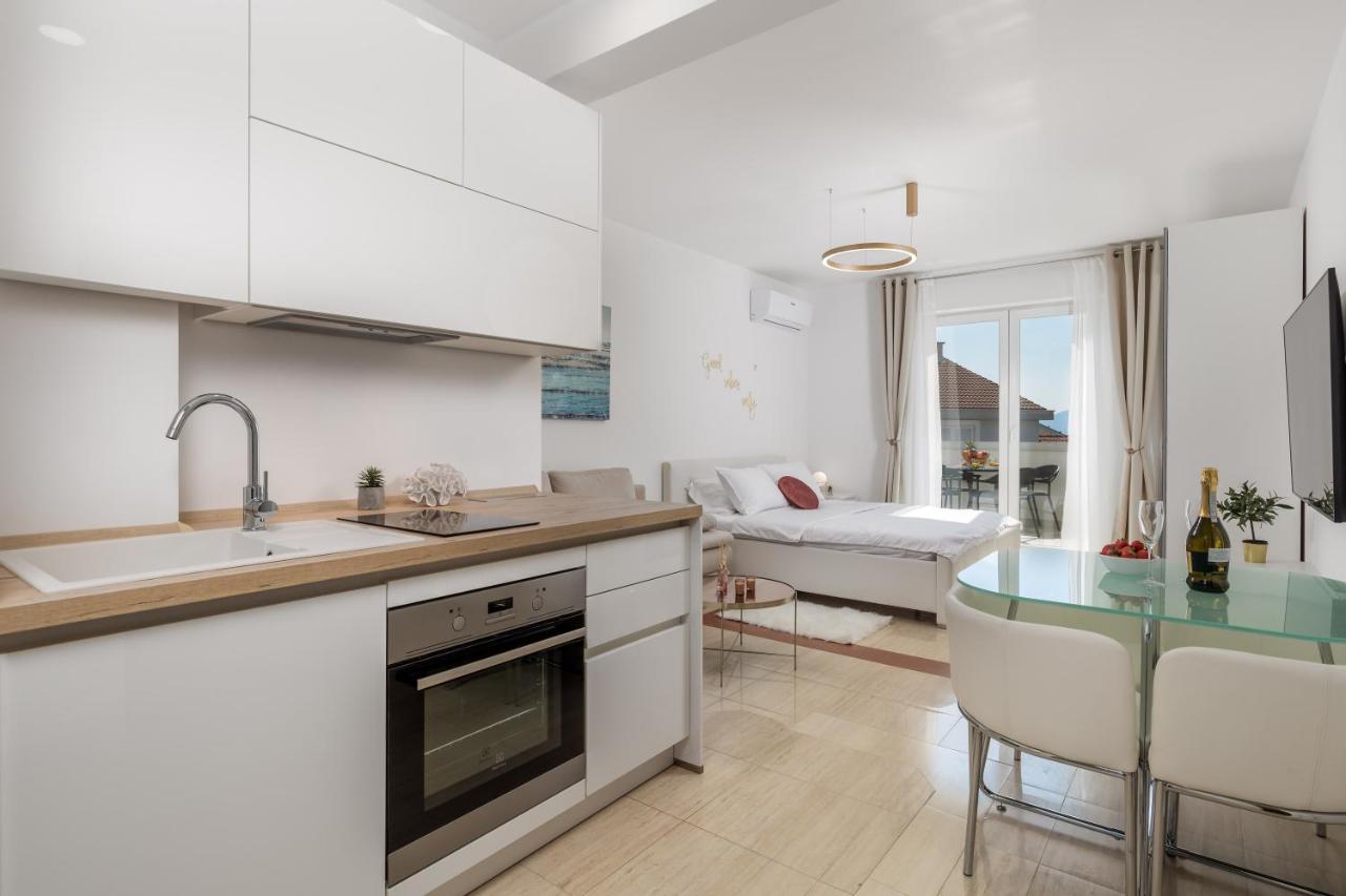 Luxury Studio Apartment Honeymoon Selce Extérieur photo