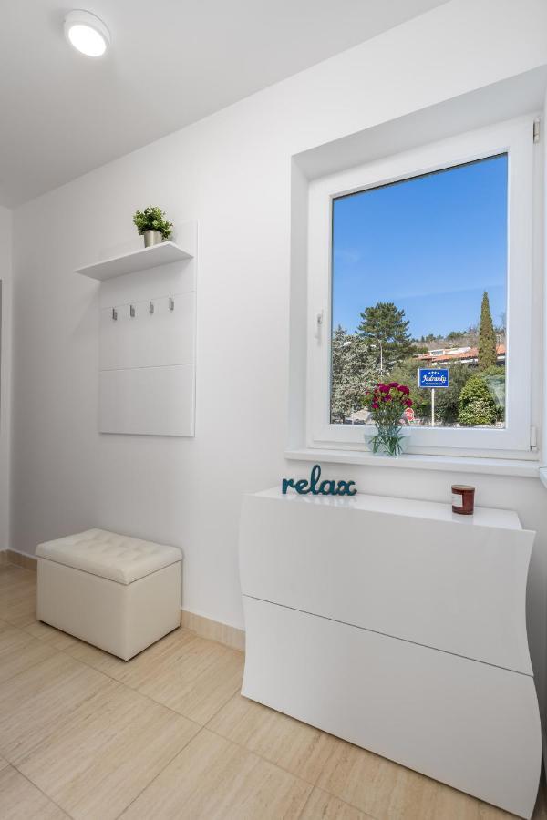 Luxury Studio Apartment Honeymoon Selce Extérieur photo