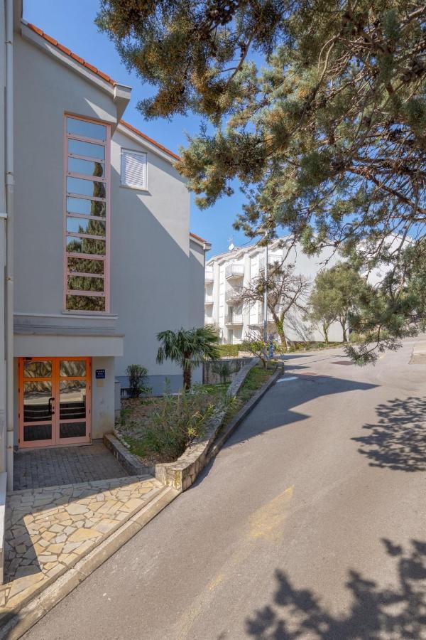 Luxury Studio Apartment Honeymoon Selce Extérieur photo
